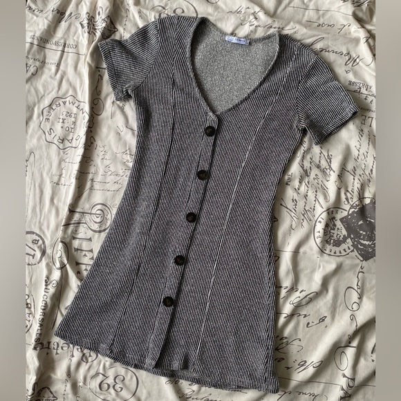 Zara dress - Size Small - Picture 2 of 4